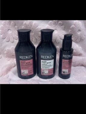 Redken Acidic Color Gloss Shampoo & Conditioner and Naked Gloss shine oil